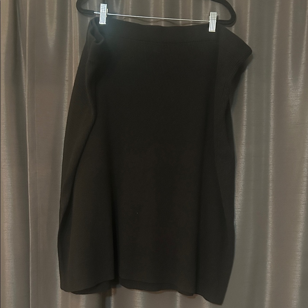 Ava & Viv Black Ribbed A-Line Skirt
